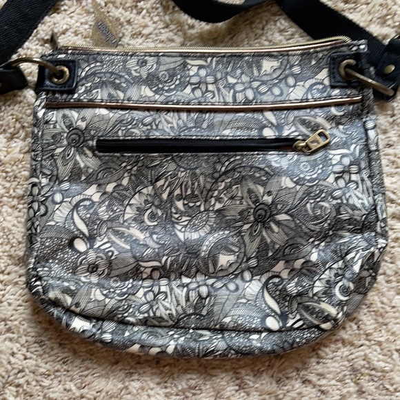Sakroots crossbody purse with adjustable handle - Picture 5 of 9